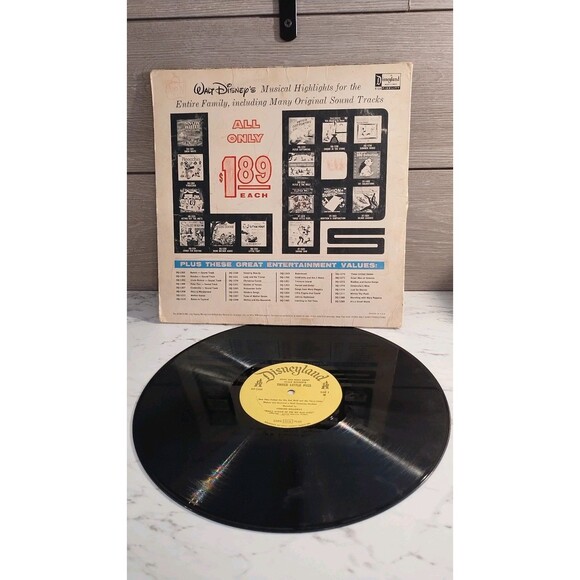 The Best Of Disney Volume 2 Vinyl LP Records Disneyland Records 3 Little Pigs - Picture 6 of 10